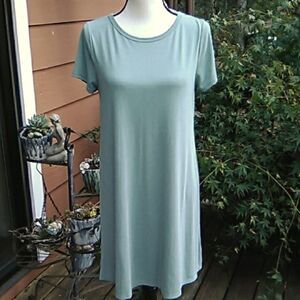 Alya Shift Dress 